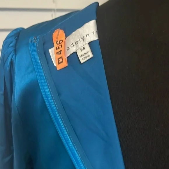 Adelyn Rae, Long Blouson Sleeve, Pleated Skirt, Side Cut-Out Dress, EUC,Size Med - Picture 6 of 12